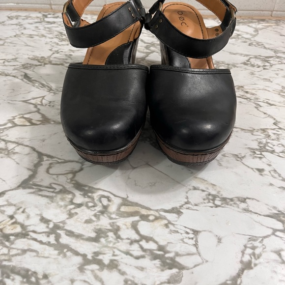 b.o.c. Rina Platform Wedge Clogs - Picture 3 of 12